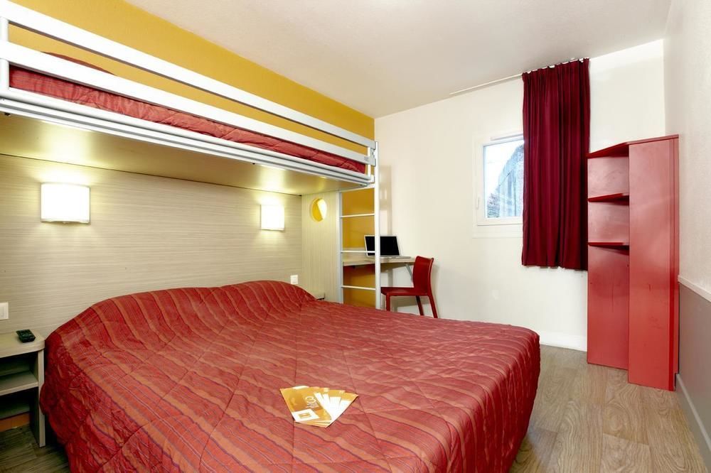 Hotel Campanile Pau Est-Bizanos Exterior foto